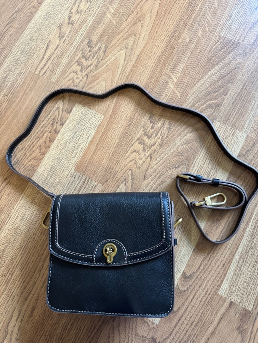 Fossil Ainsley Small crossbody Black